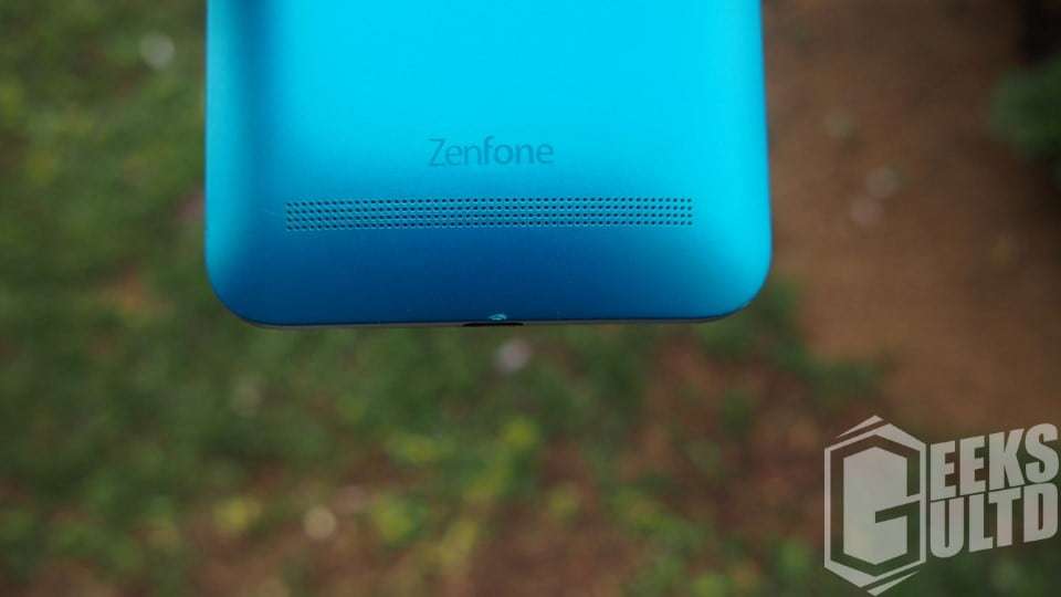 The speaker grill on the Zenfone GO ZB551L